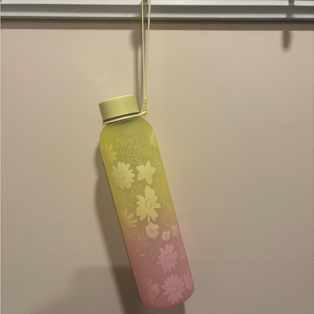 Floral Gradient Water Bottle - Yellow and Pink